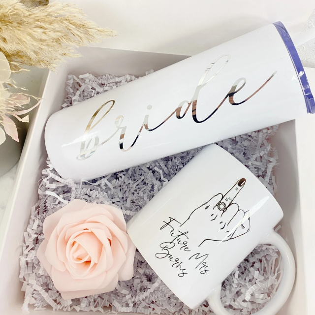 Couples Tumbler Set Lucky Mr and Future Mrs Engagement Gift Box Set His and  Hers Wifey Hubby Wedding Day Gift Idea Tumblers Bride Groom 