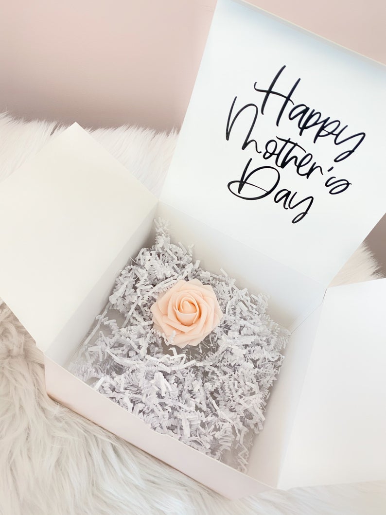 create your own gift box set- Mother's Day gift box idea- gift for mom- build your own gift- mommy gifts- mother of the bride gift ideas