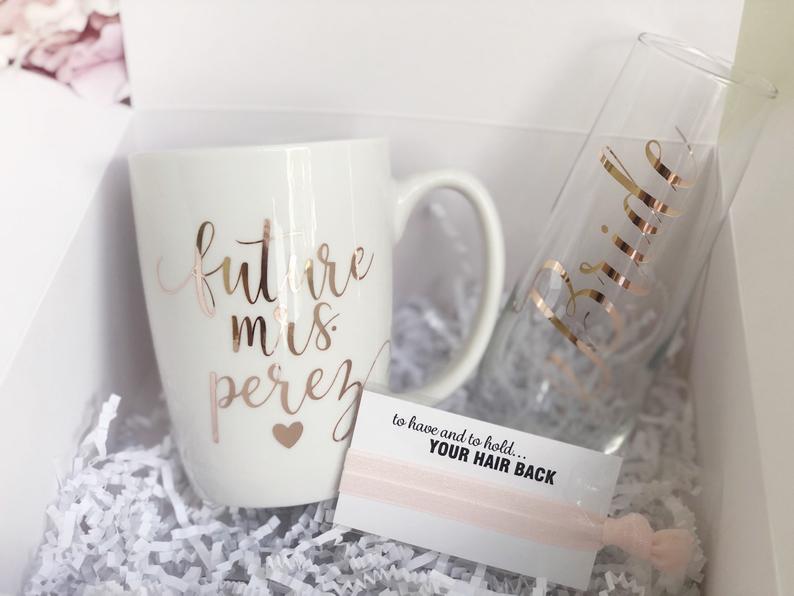 Personalized future mrs mug gift box set- engagement gift box set idea- bride mugs- gift for bride- bride gift set - bridal shower box gift