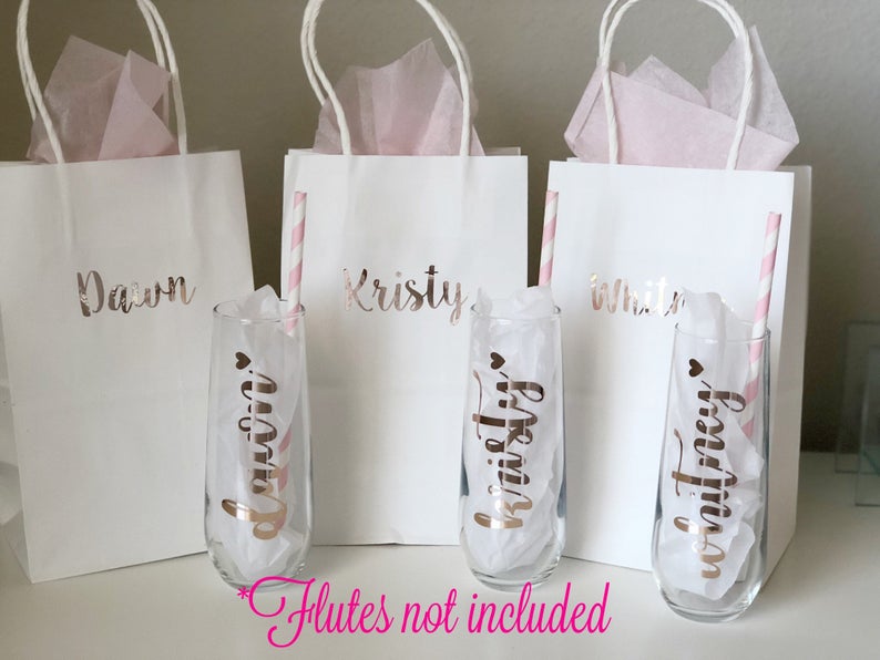 Rose gold gift bags- bridesmaid gift bags- personalized gift bags- bridesmaid proposal ideas- wedding gift bag- bridesmaid gift idea- gift