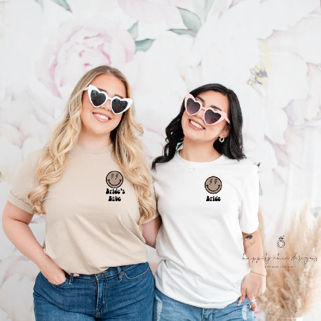 Retro smile face bride bridesmaid shirts- bachelorette party shirts- brides babes bride tribe- bridal party bach babe custom bridesmaid tee