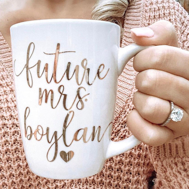 Gift for bride- bride to be mug- engagement gift set- engaged gift- future mrs personalized mug - rose gold bride mugs - bridal shower gift