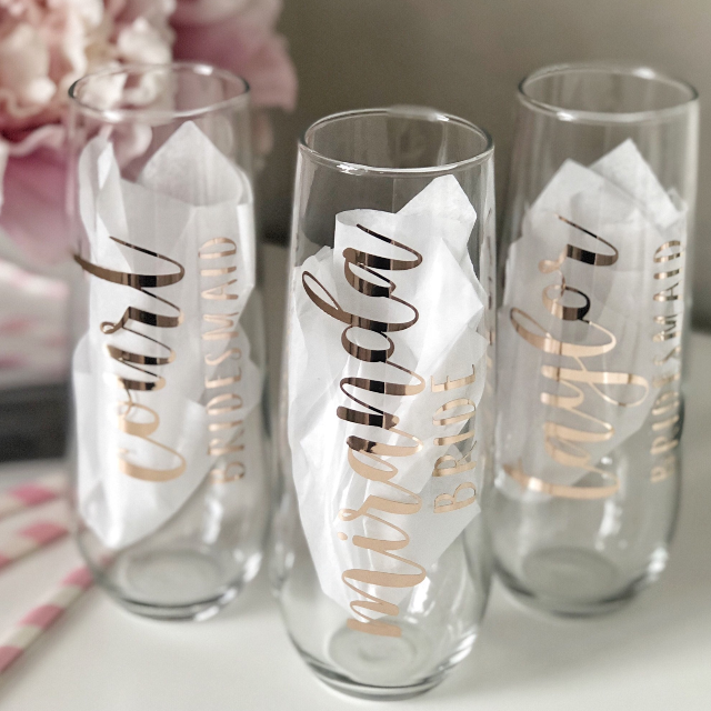 Rose gold champagne flutes- personalized champagne flutes- bridesmaid proposal box champagne flutes- wedding party champagne glasses-