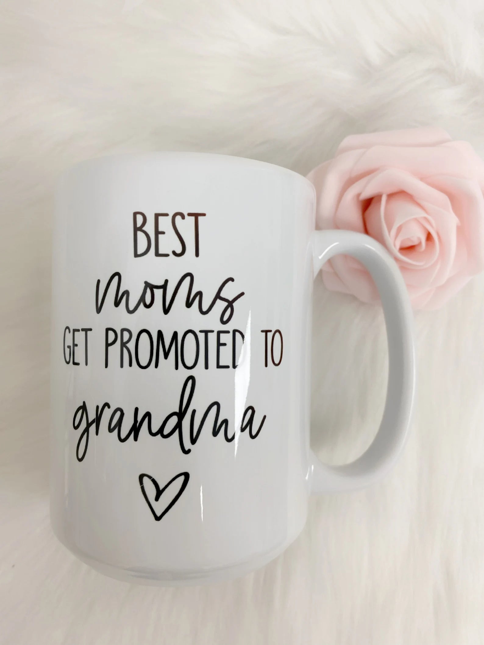 Promoted to grandma - the best moms get baby Announcement pregnancy announcement to parents- we are pregnant baby brewing grandparents grandpa