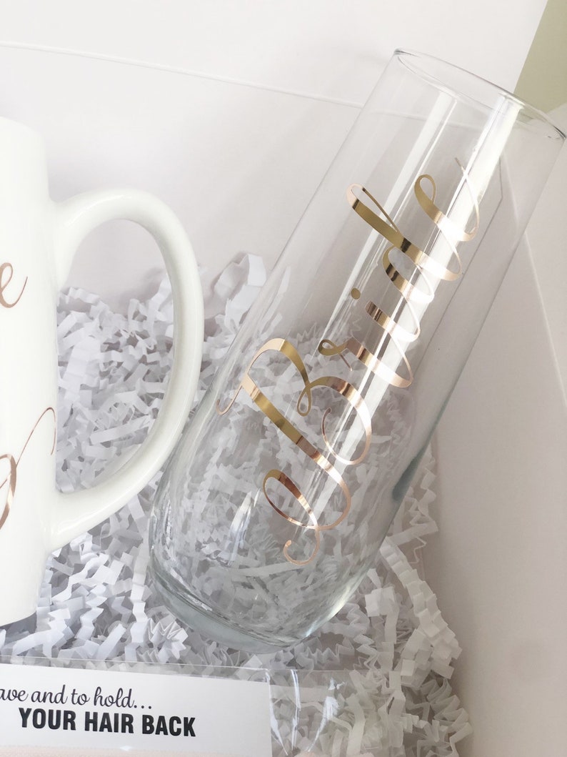 Personalized champagne flutes- stemless champagne flute- bridesmaid champagne glasses- bride engagement gift- gold flutes- bridesmaid propos