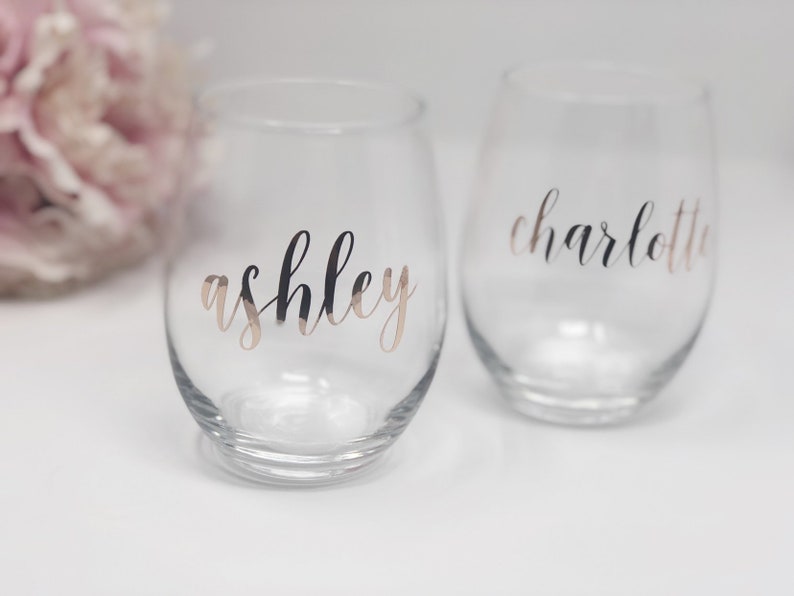 Bridesmaid wine glass- bridesmaid proposal wine glass- bridesmaid gift ideas- personalized wine glass- rose gold wine glass- rose gold bride