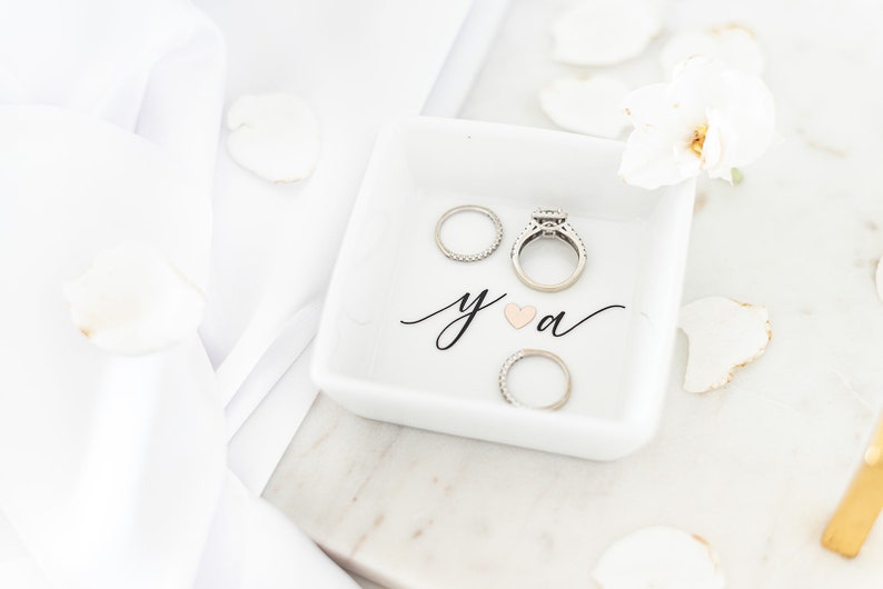 Initial ring dish- ring tray- jewelry ring dish tray- trinket dish- engagement gift idea for bride to be- monogram- personalized ring tray-