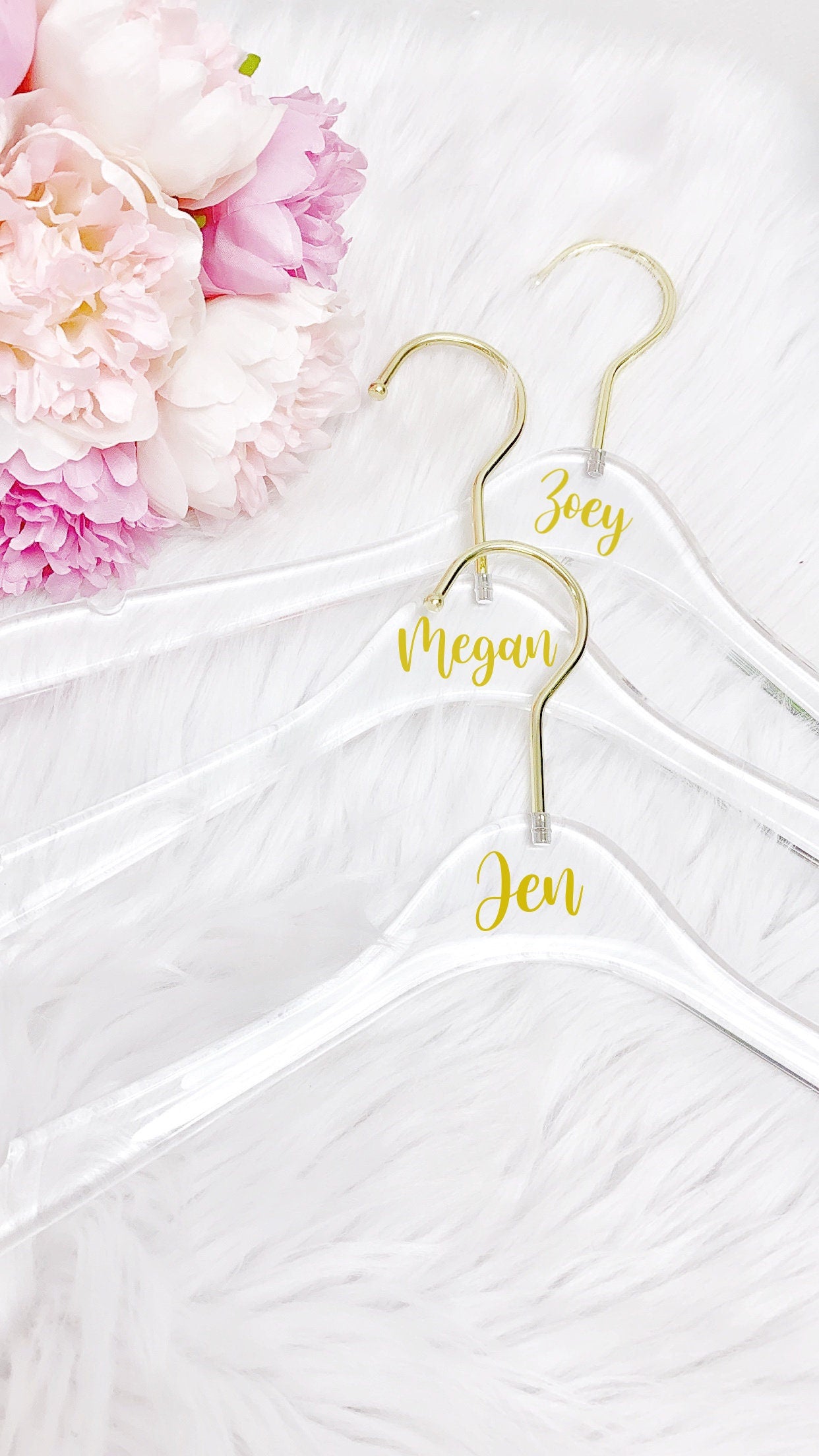 Bridesmaid clear hangers - personalized bride hanger- custom hanger gift for bridal party- bridesmaid gift ideas- hangers with names